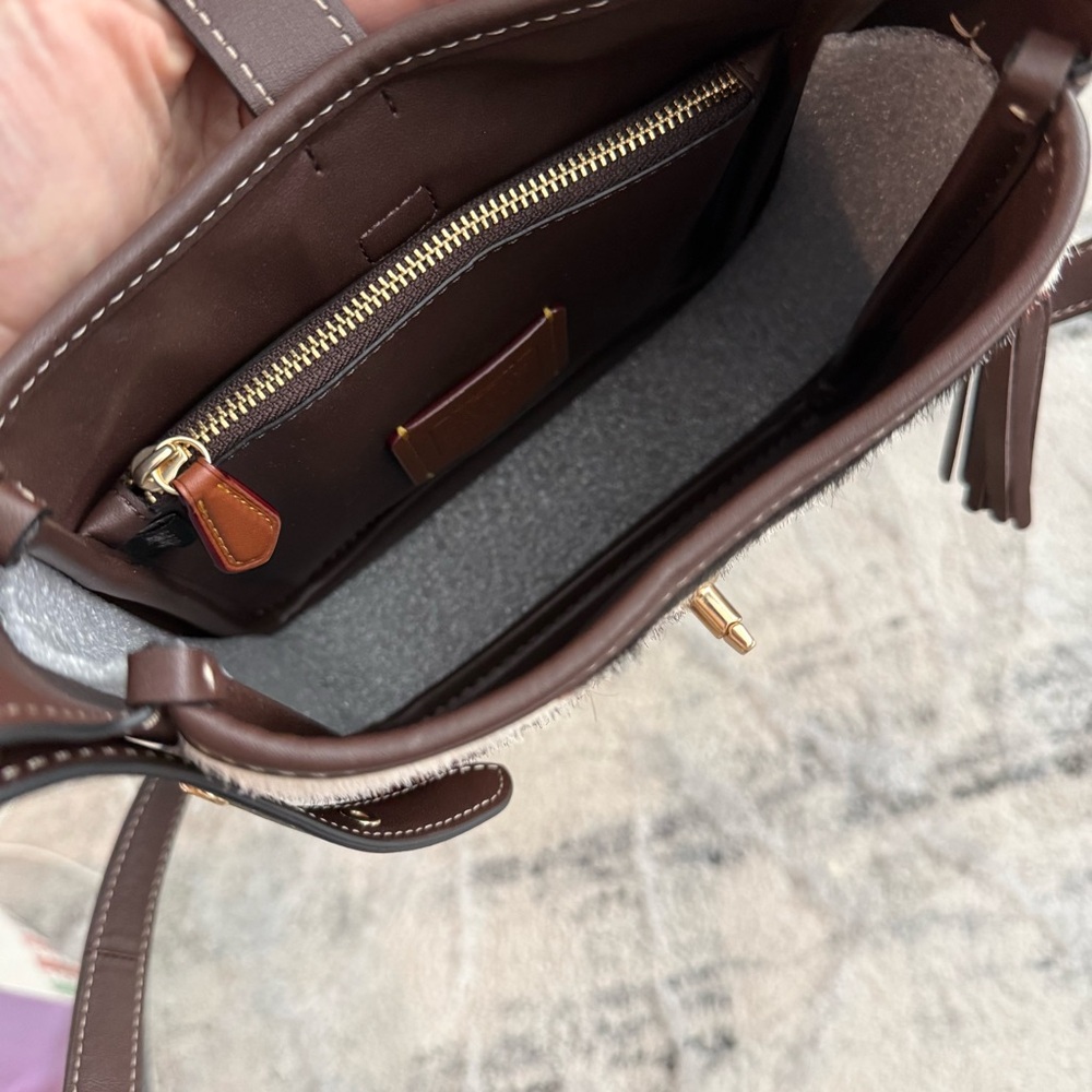Nwot Coach Calf Hair Crossbody in Brown, Cream & Black - Picture 6 of 10